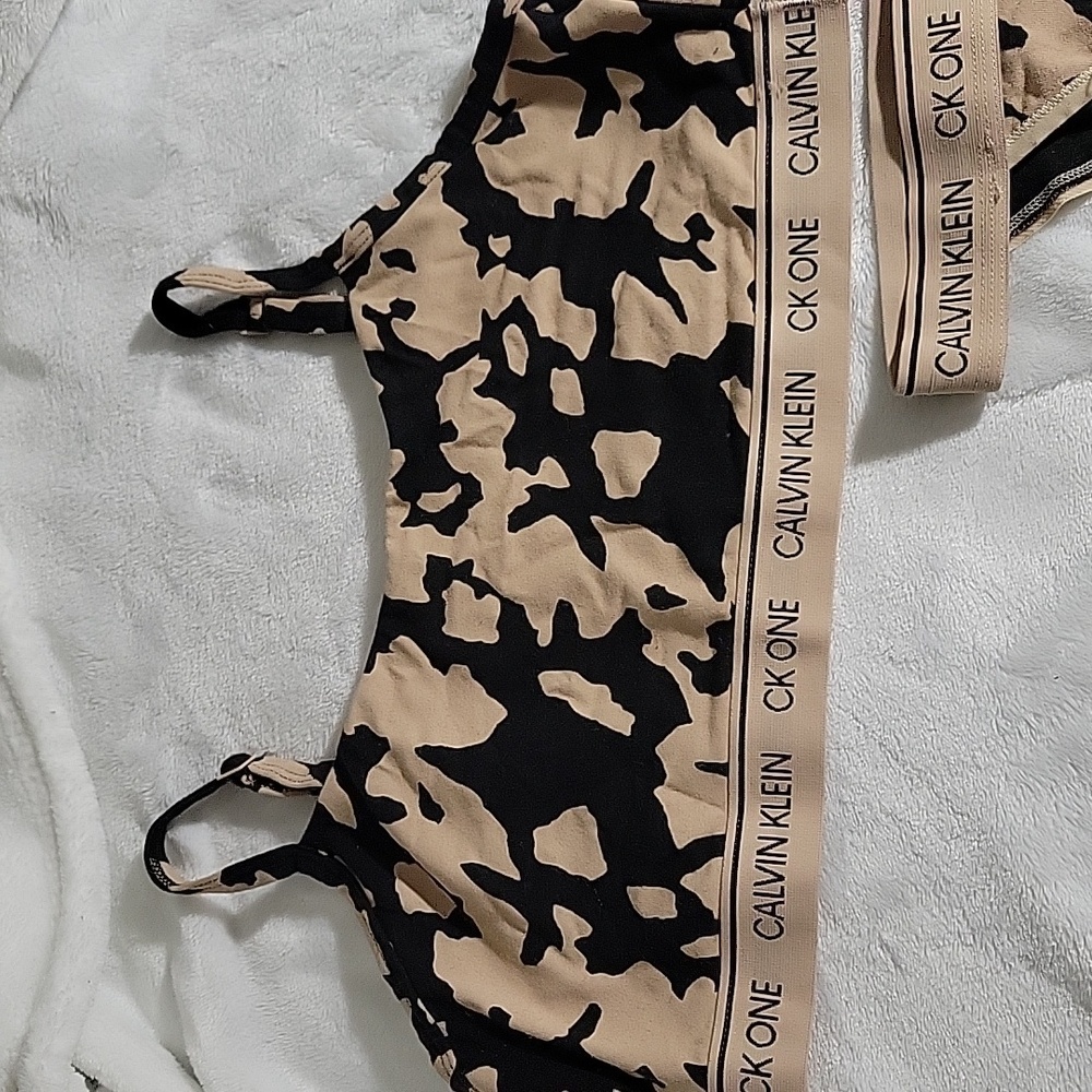 Womens Calvin Klein intimate set